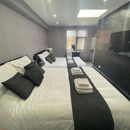 Boutique Blackpool 2 Bed Grey Apartment Sleeps 10 Екстериор снимка