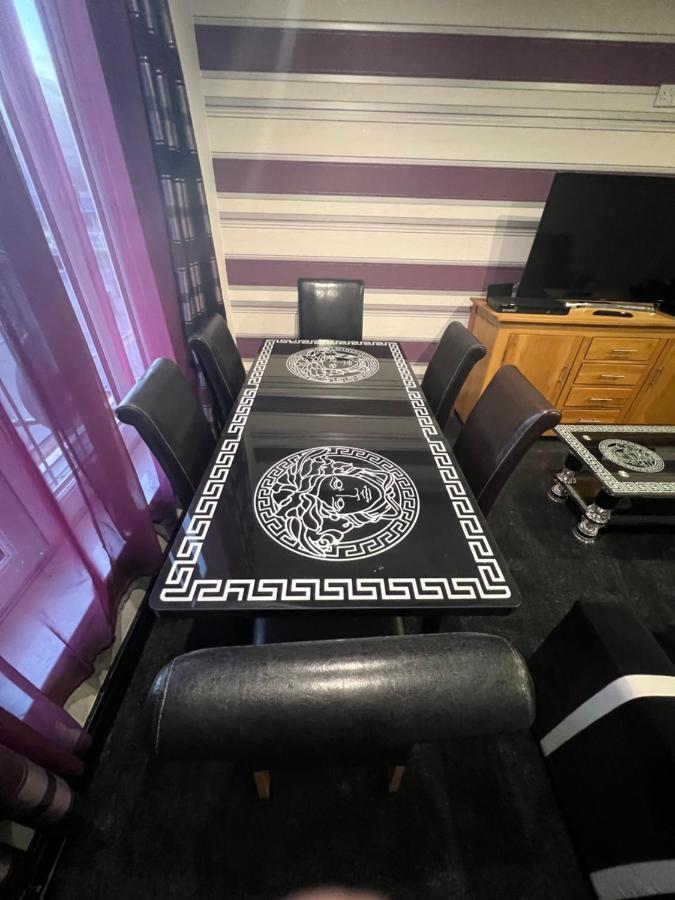 Boutique Blackpool 2 Bed Grey Apartment Sleeps 10 Екстериор снимка
